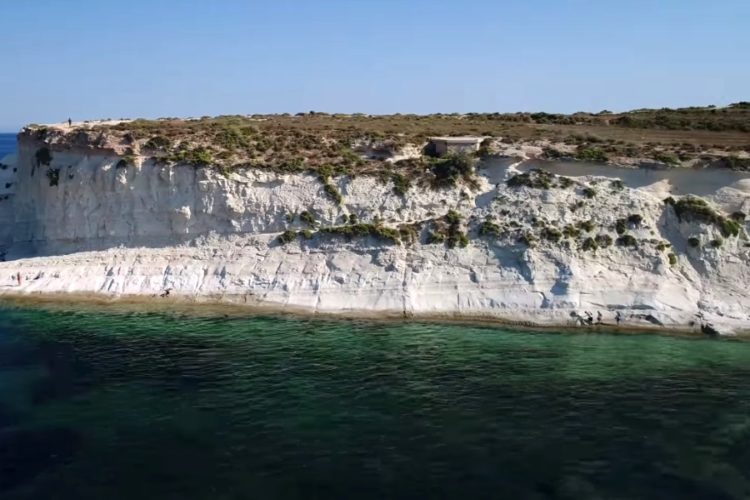 Мальта объяснила правила внедрения коронавирусных сертификатов