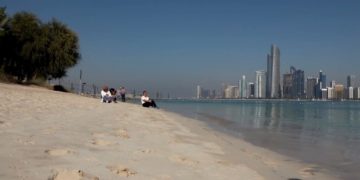 Россиянам пришлось экстренно отказываться от отдыха в Абу-Даби