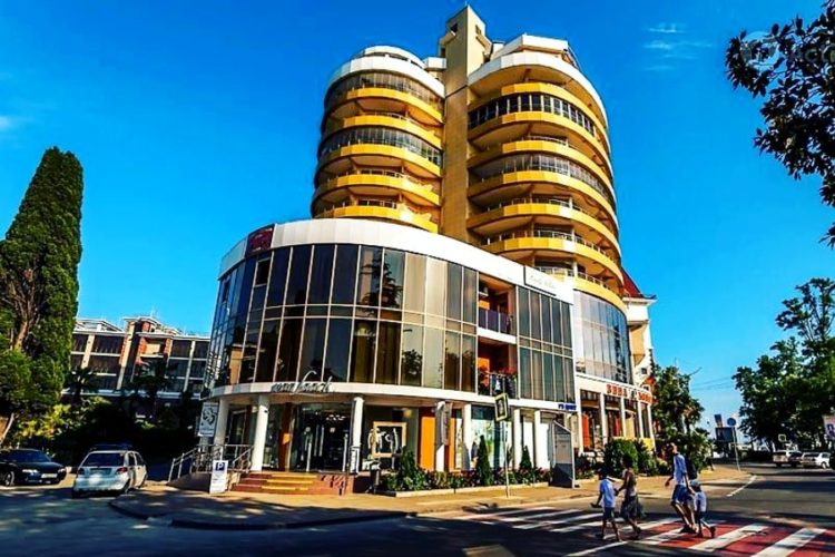 Частники Кубани оттянут на себя туристов, которые должны были жить в отелях