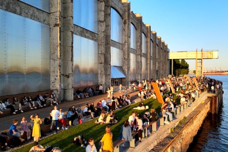 Эксперт объяснил рост заболеваемости ковидом в РФ