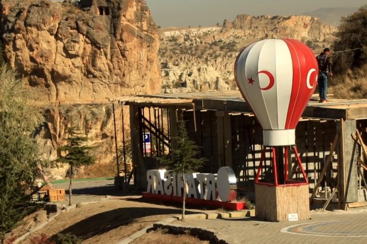 В Ростуризме считают, что нужно "держать кулаки" за открытие Турции