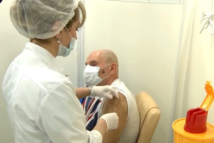 В Крыму увеличивают число "ковидных" коек