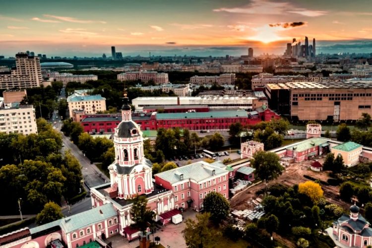 Оперативный штаб попросили сообщать о решениях заблаговременно