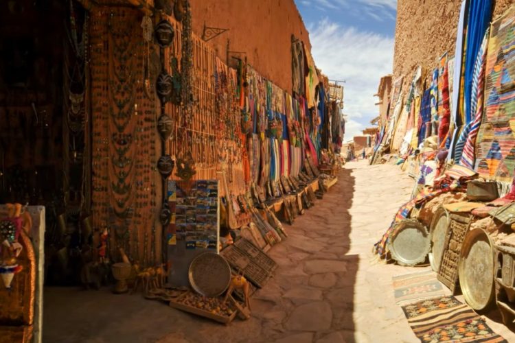 Туроператоров могут вынудить отменить часть полетов за границу