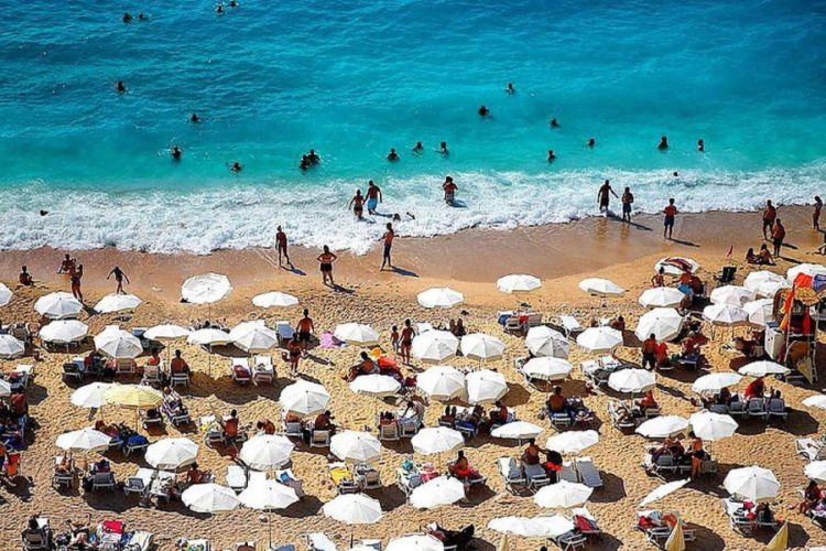 новость 25-07-2021 На взлетевшие цены в Турции жалуются туристы