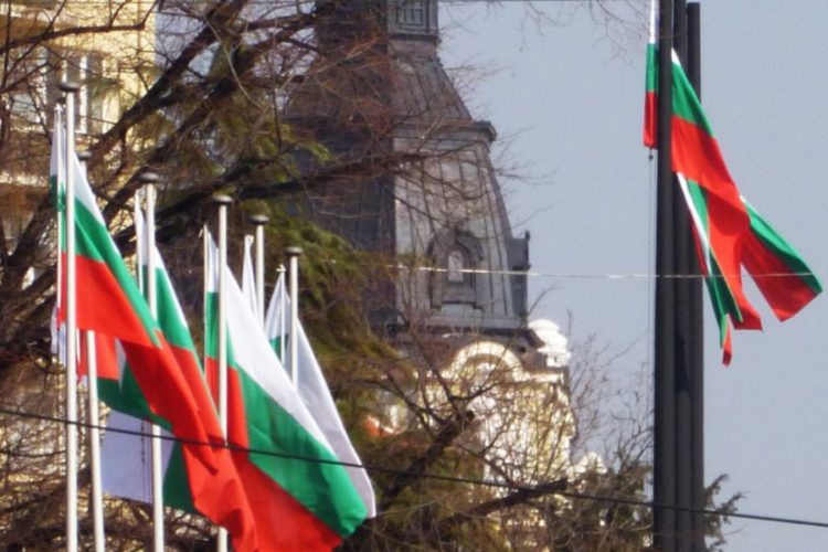 новость 20-07-2021Курорты Болгарии не откроются для британских туристов