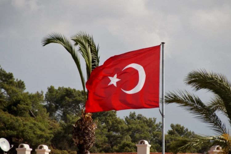 новость 25-07-2021 Список государств, внесших Турцию в красную зону, расширился