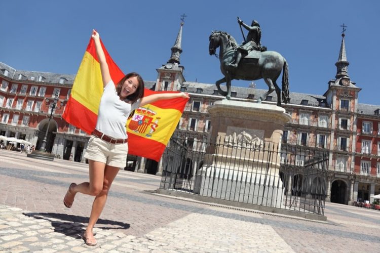 новость 09-07-2021 Испания планирует принять 45 миллионов международных туристов