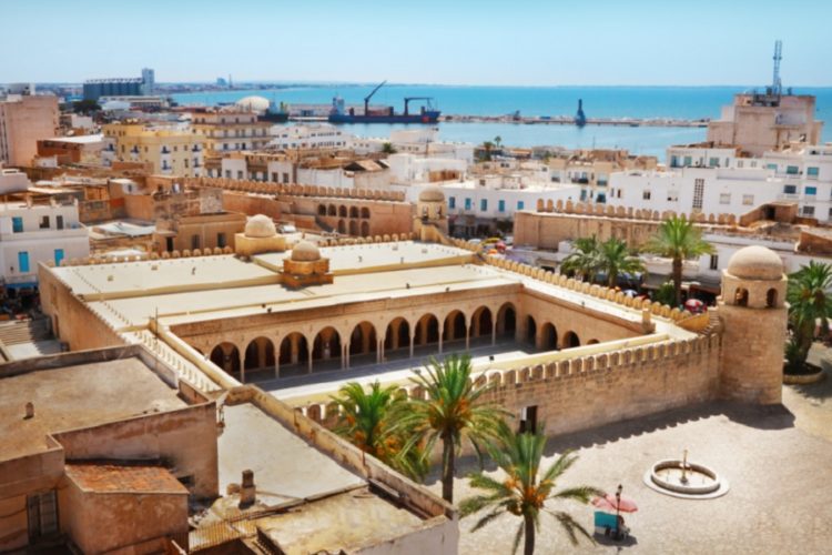 новость 06-07-2021 Тунис изменяет условия въезда для привитых туристов