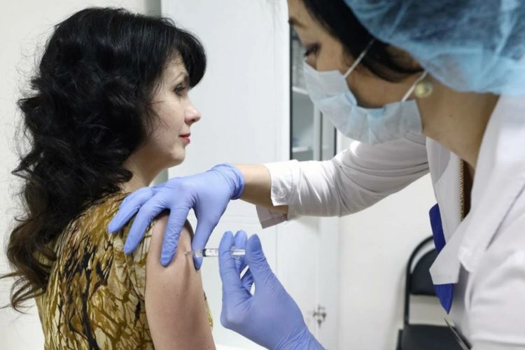 новость 17-07-2021 В каких странах туристам можно пройти вакцинацию?