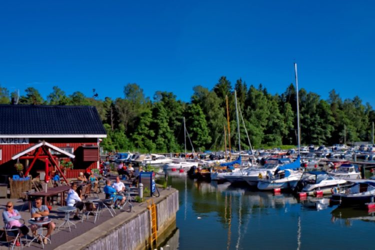 новость 11-07-2021 Финляндия упростила условия въезда для ряда стран