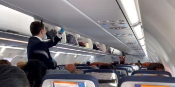 IATA призывает отказаться от тестов для вакцинированных туристов