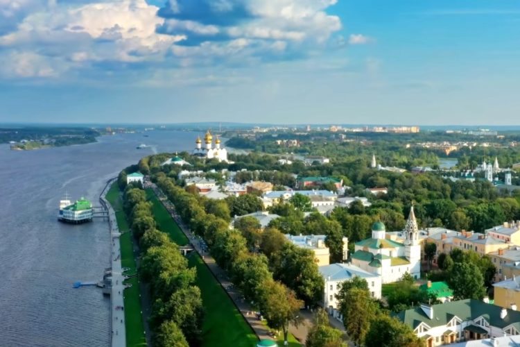 Стало известно, почему въездной турпоток в Россию остановился