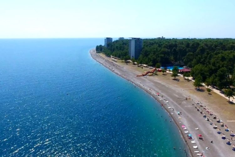 Туристы рассказали, как их обманывали в Абхазии