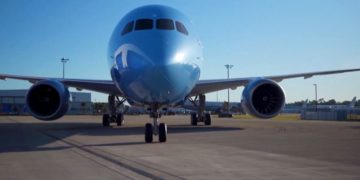 Остров Пхукет отчитался о приеме первых самолетов