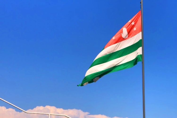 Минтуризма Абхазии инициирует ужесточения ковидных правил