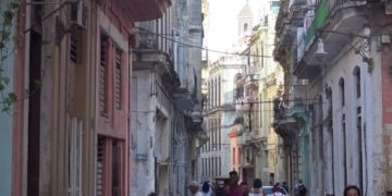 В ситуацию с массовой обсервацией россиян на Кубе вмешалось посольство