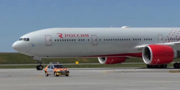 Российским авиакомпаниям помогут купить новые самолеты