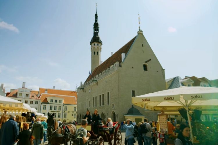 Эстония вводит жесткие правила для российских туристов