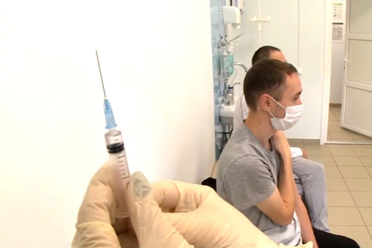 В Сочи сделают вакцинацию туристов более удобной