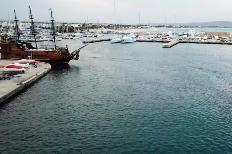 Тунис вводит обязательное тестирование для всех туристов