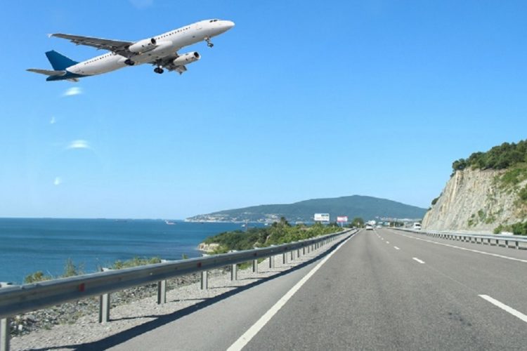 новость 29-08-2021 С введением ковидных ограничений авиабилеты в Сочи подешевели