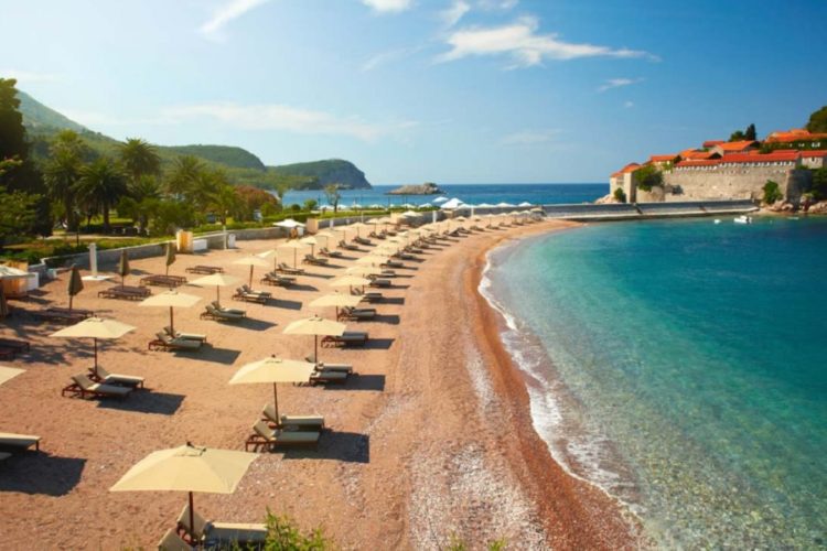 новость 08-08-2021 Черногория ужесточила ковидные ограничения для иностранных туристов