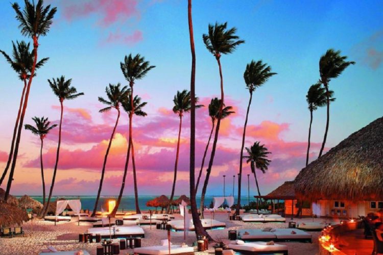 новость 11-08-2021 Какие условия к въезду туристов предъявляют самые популярные направления?