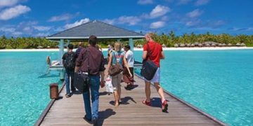 новость 22-08-2021 В сентябре отдохнуть на Мальдивских островах можно дешевле, чем в Греции