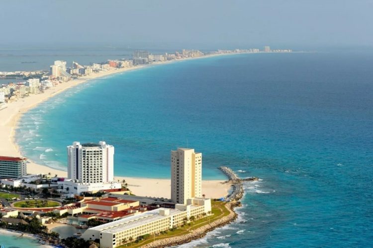 новость 01-08-2021 Мексика ужесточает ковидные ограничения для туристов и населения