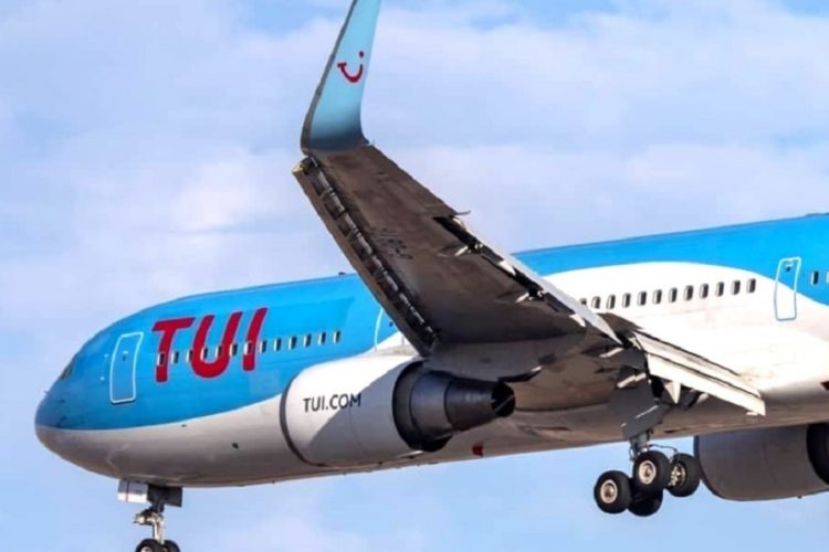 новость 07-08-2021 Туроператор TUI UK отменил рейсы в Турцию до конца лета