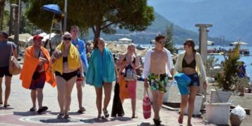 новость 22-08-2021 Ежедневно с турецких курортов возвращается 400 туристов, заболевших covid