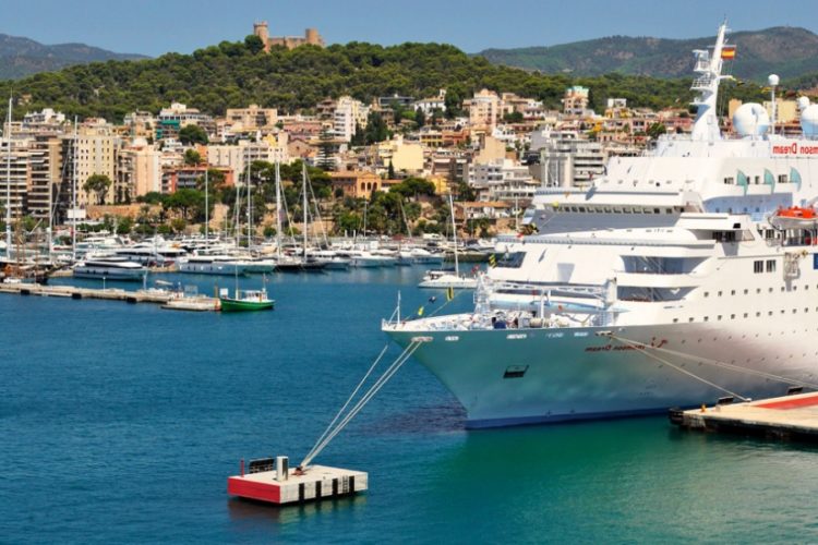 новость 23-08-2021 Спрос на Балеарские острова бьет рекорды