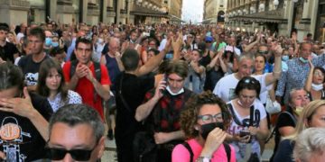 новость 08-08-2021 Из-за иностранных туристов жители Кипра обвинили власти в дискриминации