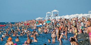 новость 04-08-2021 Власти Крыма сообщили о рекордных показателях туристического потока