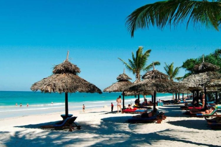 новость 24-08-2021 Кения готова принимать чартерные авиарейсы из РФ