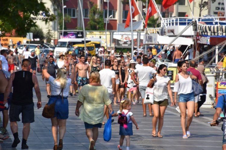 новость 30-08-2021 Анталия продолжает бить рекорды по турпотоку