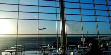 Двух пассажиров с боеприпасами задержали в аэропорту Хургады
