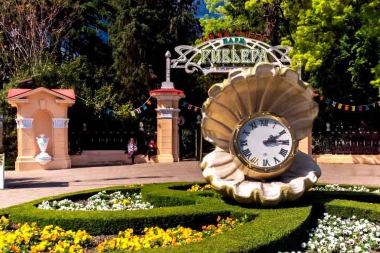 Мэр Сочи рассказал о турсезоне и озвучил интересные цифры