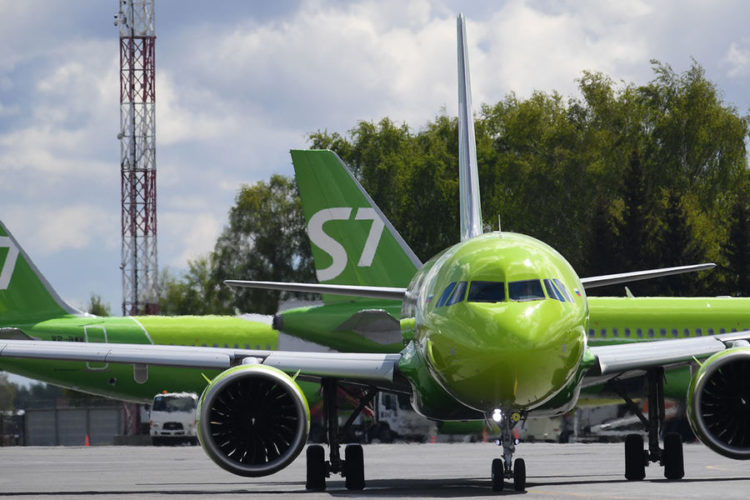 Зарплата бортпроводников S7 удивила многих