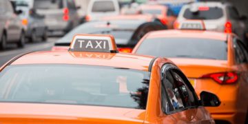 Туристка из Германии заплатила за такси из Шереметьево 33 000 руб