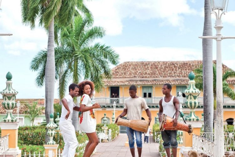 новость 08-09-2021 Остров Свободы обновляет протоколы для иностранных гостей