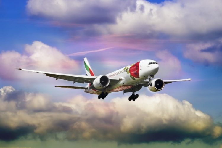 новость 14-09-2021 Авиационная компания Эмирейтс возвращается в Петербург