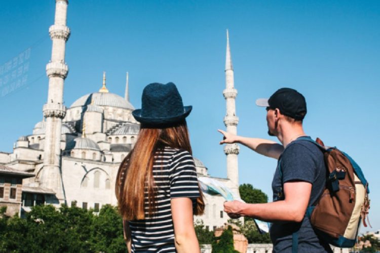 новость 22-09-2021 Доходы Турции от международного туризма сокращаются