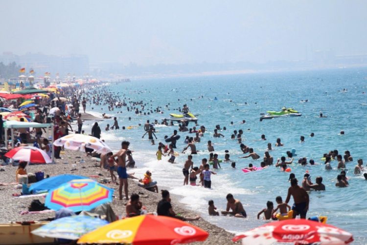 новость 12-09-2021 Анталья отчиталась о турпотоке за период январь-август