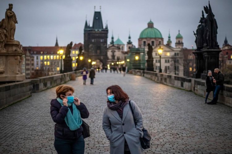 новость 27-09-2021 На каких условиях Чехия готова принимать российских туристов?