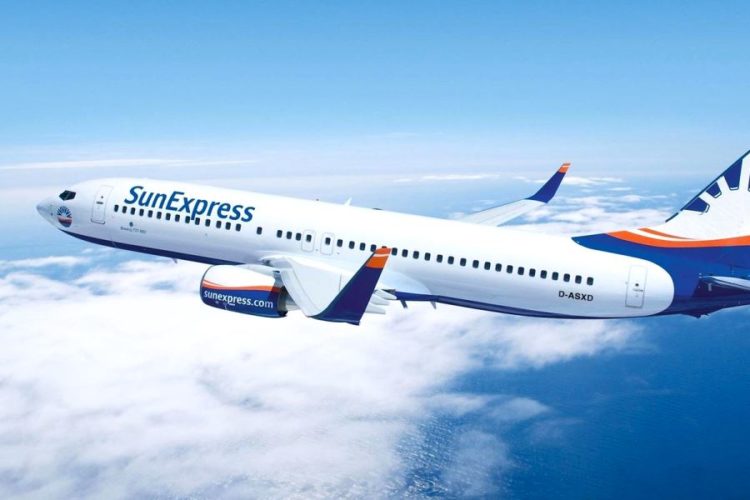 Россиян из Петербурга в Турцию начнет возить еще одна авиакомпания