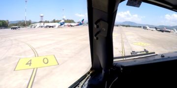 Самолеты не смогли приземлиться в турецком аэропорту из-за аварии