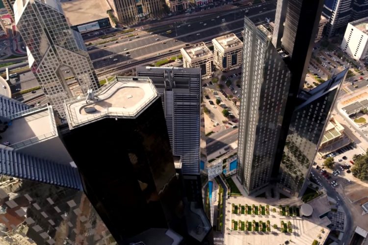 Пассажиров повезут из аэропорта Омска в Эмираты