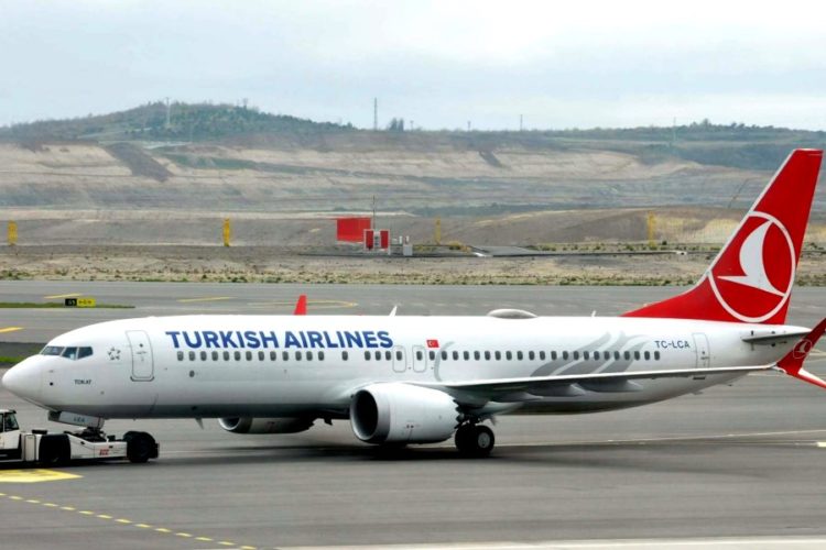 Turkish Airlines требуют ПЦР-тесты на внутренних рейсах у всех